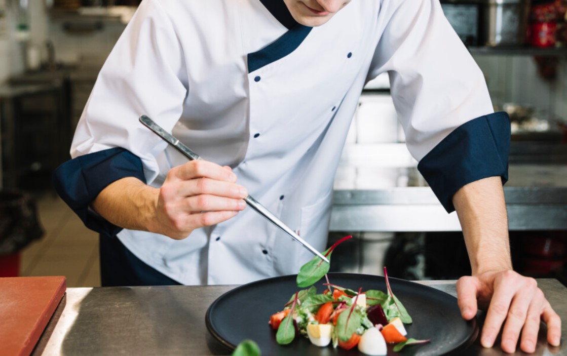 หัวหน้าเชฟผู้มีประสบการณ์